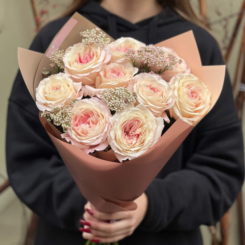 Изысканный букет из пионовидной розы Mayra’s Bridal Pink и озотамнуса «Её загадочность»