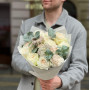 Вишуканий букет з ароматною піоновидною трояндою White O'Hara «Ніжність Ірини»