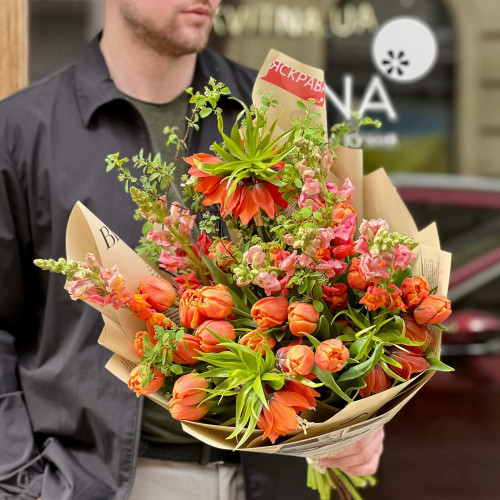 Помаранчевий яскравий букет «Пристрасна Ірина»