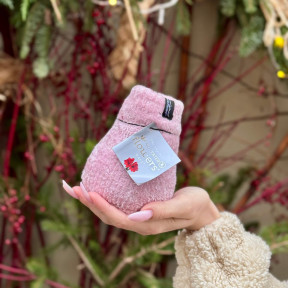 Воскований амариліс в светриках