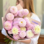 25 dahlias in a bouquet «Dahlia marshmallow»