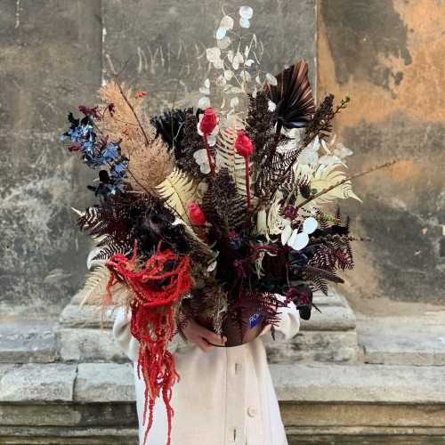 Еко композиція в шляпной коробці «Дикі квіти»