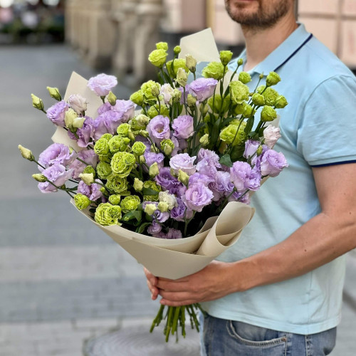 Контрастний повітряний букет «Квіткова хвилька»