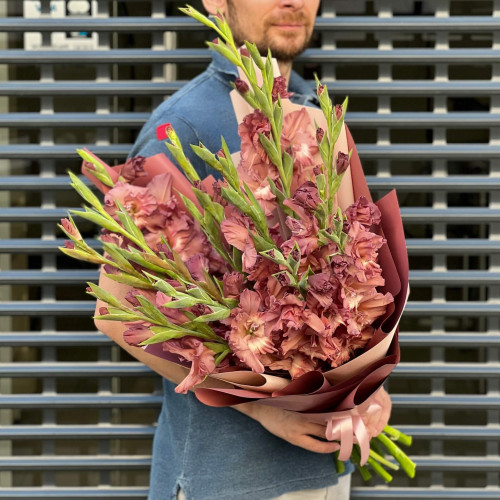 15 гладіолусів у букеті «Політ фантазії»