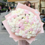 101 півонія у букеті «Океан ніжності»