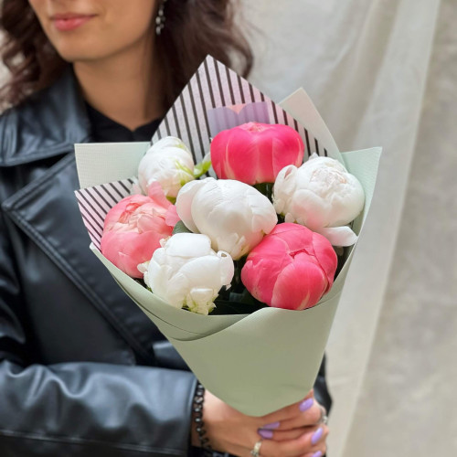 Mix of 7 peonies «Sweet peonies»