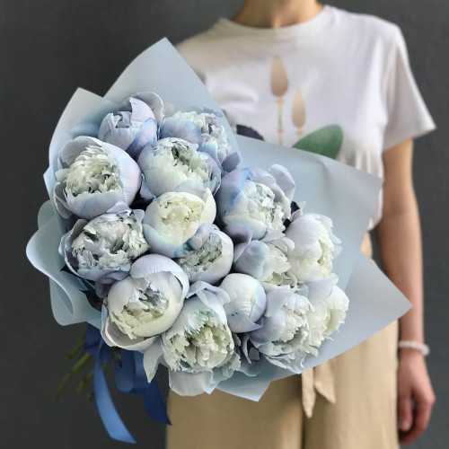 Exclusive Peony Cloudy Sky