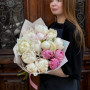 15 fragrant peonies in a bouquet «Raspberry blob»