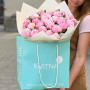 29 Sarah Bernhardt peonies in a bouquet «Petal kisses»