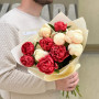 Bouquet of 11 peonies «Strawberry cheesecake»
