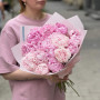 15 luxurious Sarah Bernhardt peonies