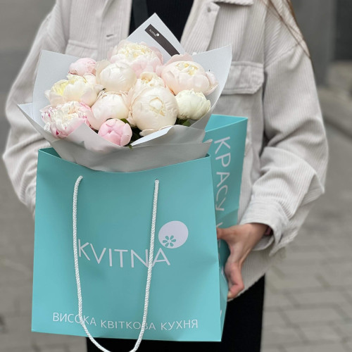 Airy bouquet of 11 peonies «Paris marshmallow»