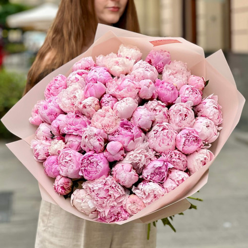 Luxurious bouquet of 55 pink peonies «Delicate Pearls»