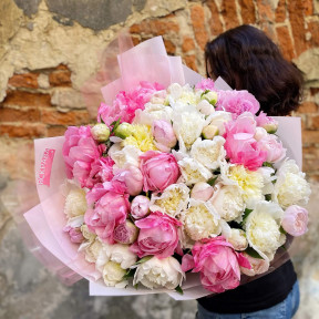 Bouquet of 51 peonies «Color Pastel»