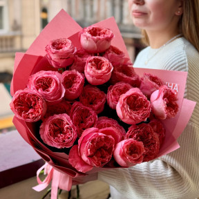 23 піоновидні троянди Candy X-Pression «Соковита цукеронька»