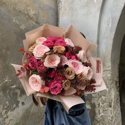 Мікс піоновидних троянд