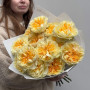 17 розкішних півонієвидних троянд Antonia Garden у букеті «Лимонний курд»