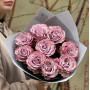 9 пионовидных роз Friends в букете «Вечерняя встреча»