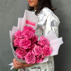 15 піоновидних троянд «Country Blues»