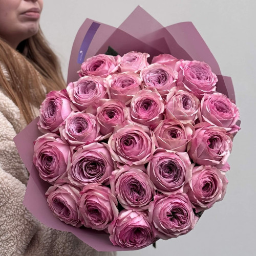 25 ексклюзивних піоновидних троянд Peony Kiss у букеті «Високі почуття»