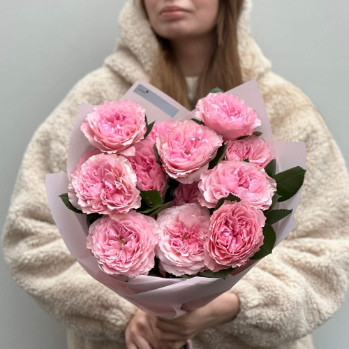 13 ніжних півонієвидних троянд Mayra Pink у букеті «Романтичне мереживо»