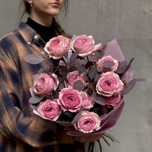 11 ексклюзивних піоновидних троянд Peony Kiss у букеті «Півонієвий поцілунок»