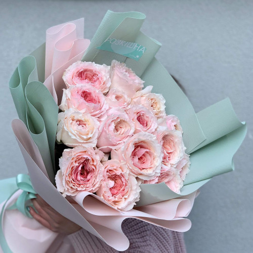 15 піоновидних японських троянд «Tsumugi»