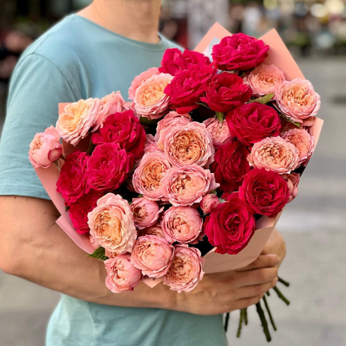 Bright bouquet of spray peony roses «Passionate Duet»