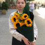 Букет из 7 подсолнухов «Солнечная неделя»