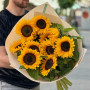 11 подсолнухов букете «Солнечный лепесток»