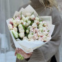 Букет з 31 піоновидного тюльпана «Повільний танець»