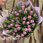 41 тюльпан сорту Double Price у букеті «Бузкове натхнення»