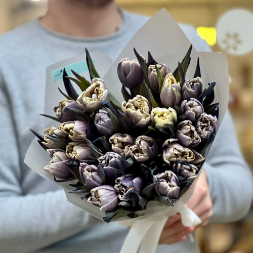 Magical bouquet of 25 Vip Roses tulips «Mystical flower»