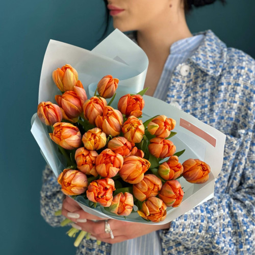 23 піоновидних тюльпана у букеті «Помаранчевий світанок»