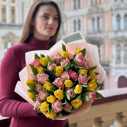 Яскраві півонієвидні тюльпани в кольоровому міксі «Сонячна мрія»