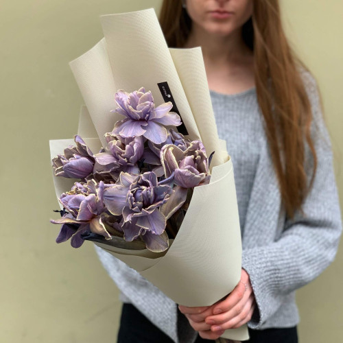 Букет из 11 тюльпанов «Необычный цветок»