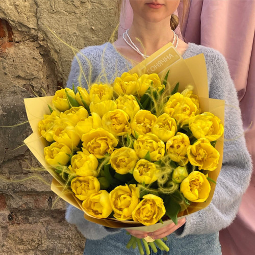 31 піоновидний тюльпан у букеті «Танцююче сонце»