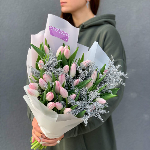 Букет «Клубничное серебро»