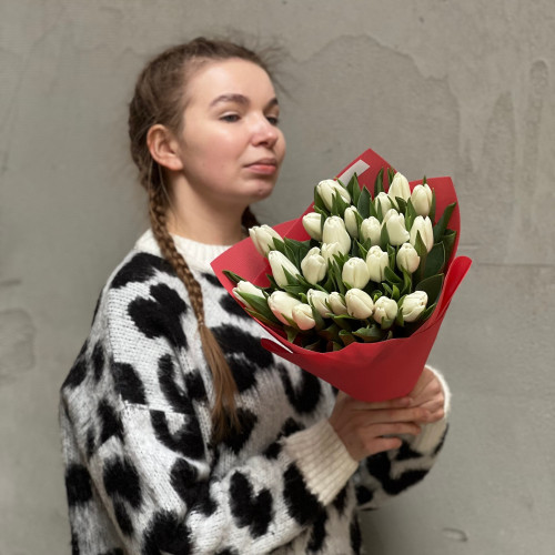Delicate bouquet of snow-white classic tulips «Purity of Feelings»