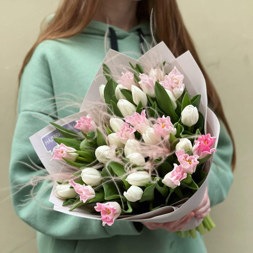 31 тюльпан у букеті «Ніжна ніжність»