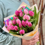 21 тюльпан у букеті «Романтичний комплімент»
