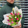 15 тюльпанів у букеті «Кольоровенький тюльпан»