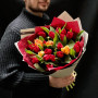 23 тюльпани у букеті «Вогняні апельсинки»