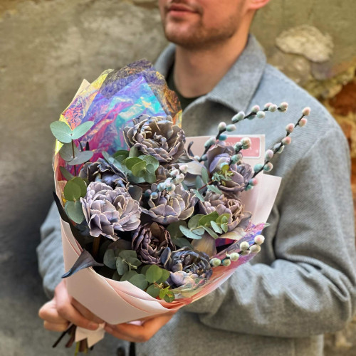 9 vip roses peony tulips in a bouquet «Tulips sheen»