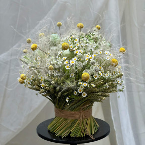 Квітковий сніп «Поведи мене, де зорі цілувались»