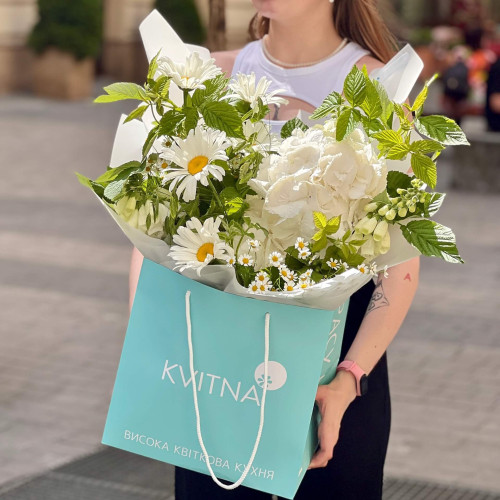 Літній букет з ромашками «Лісова пісня»