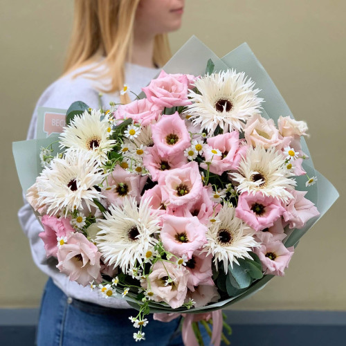 Bouquet «Butterflies of Love»