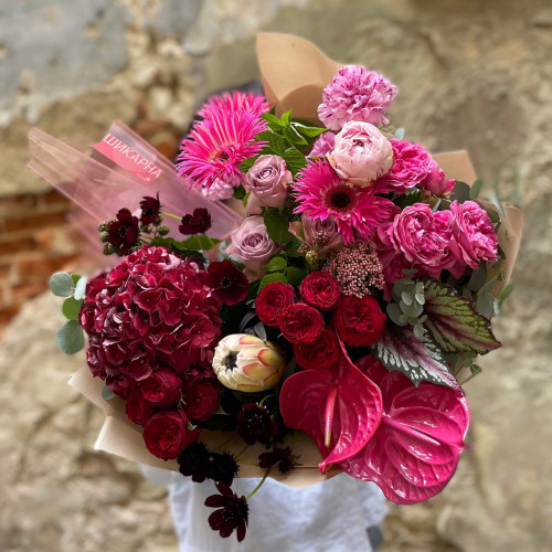 Bouquet «Chocolate with strawberry»