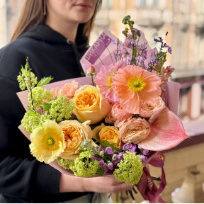 Яскравий букет з маками «Пробудження весни»