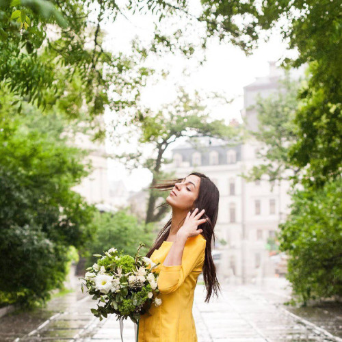 Букет «Мавка» з білим лізіантусом